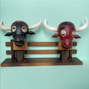 Vintage Salt And Pepper Shakers Wooden Folk Art Style Oxen Cattle Steer Japan